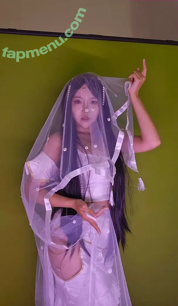 Yuggie_TV nude photo #0455 (YuggieTV)