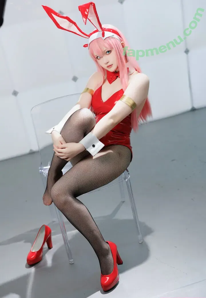 Yukako nude photo #0106 (Purinpuppy / yukako_yuyu)