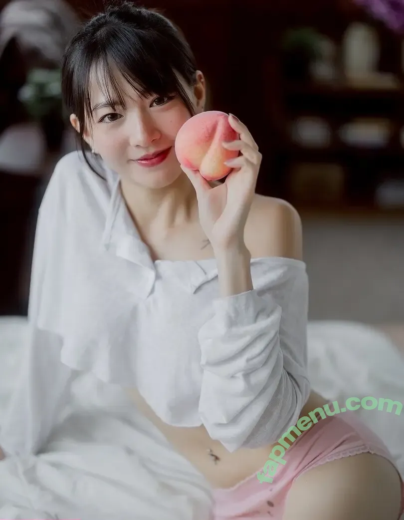 Yun Jing nude photo #0005 (yun.jinxx)