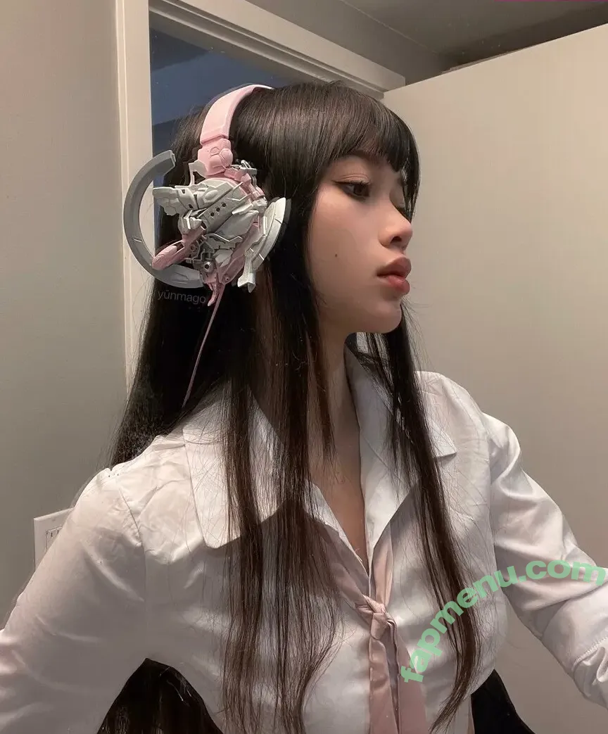 Yun Mago nude photo #0002 (Yun Mago)