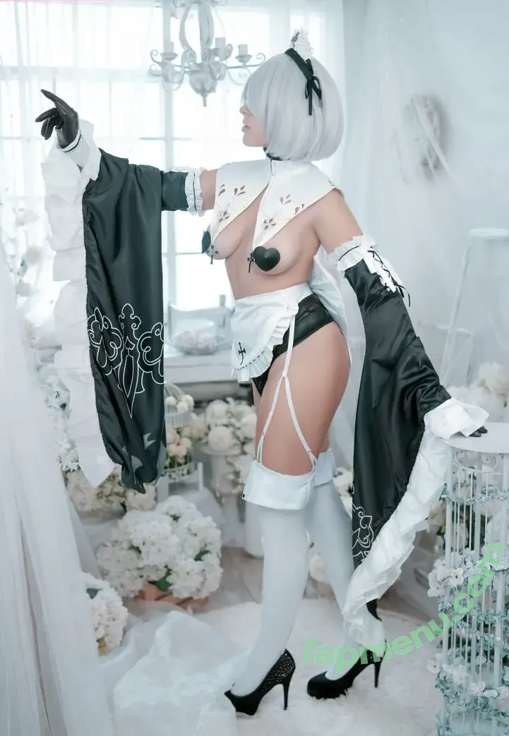 Yunakairi nude photo #0121 (yunakairi.cosplay)