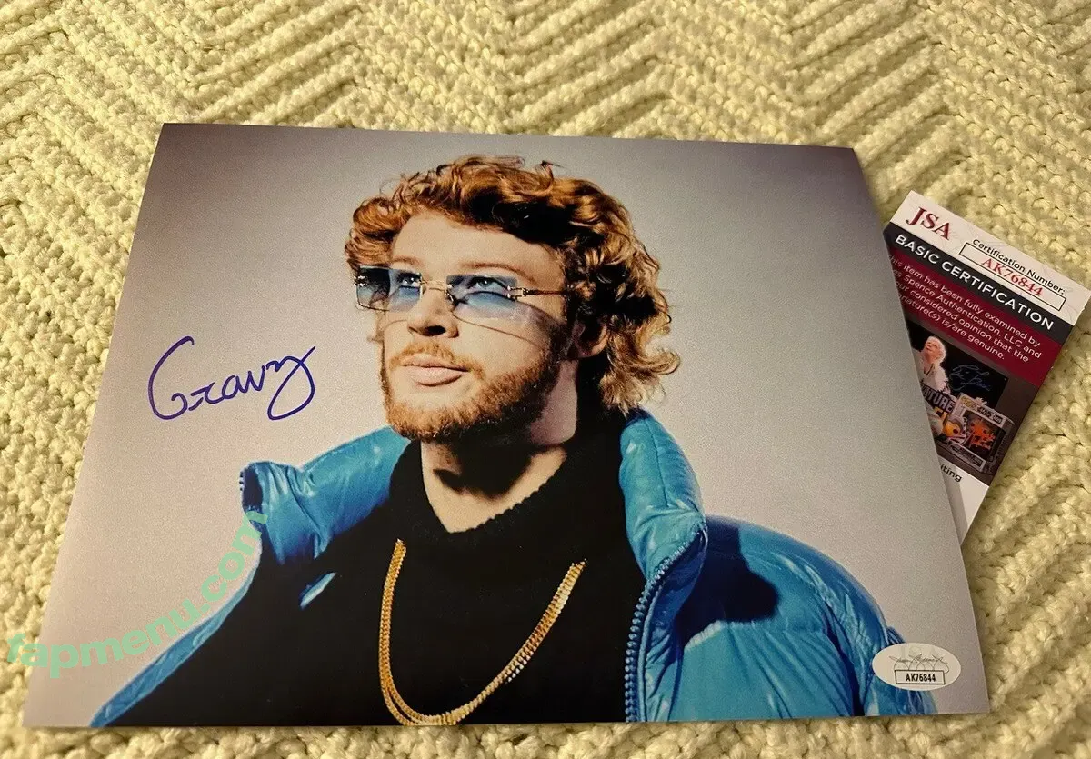 yunggravy nude photo #0008 (yunggravy)