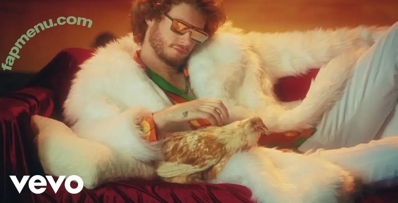yunggravy nude photo #0011 (yunggravy)