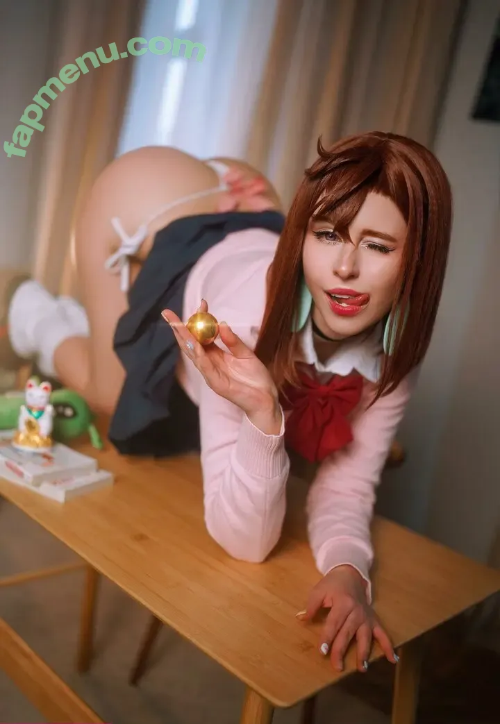 Yunogana nude photo #0055 (Yunogana_Cosplay)