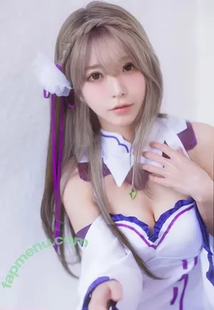 Yurisa / risa.yu nude photo #0009