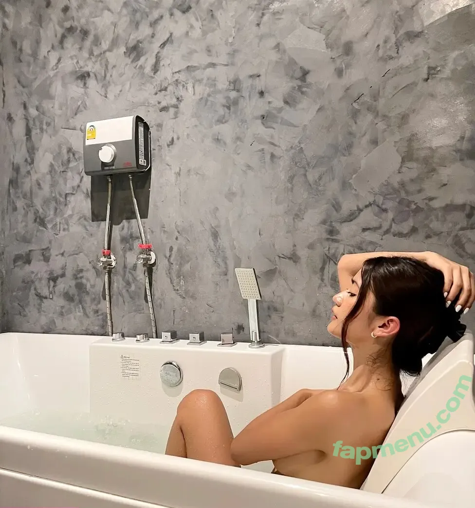 yuyuyuyuri.k_k nude photo #0002 (papasawan kaewsai)