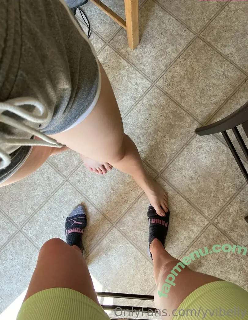 yvibelly nude photo #0026 (ivysbelly)