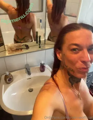 yvonneofficial / yvonneyoga.us nude photo #0020