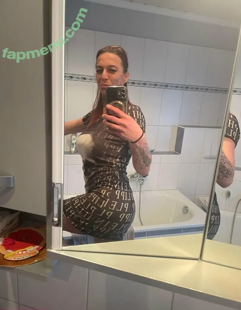 yvonneofficial nude photo #0023 (yvonneyoga.us)