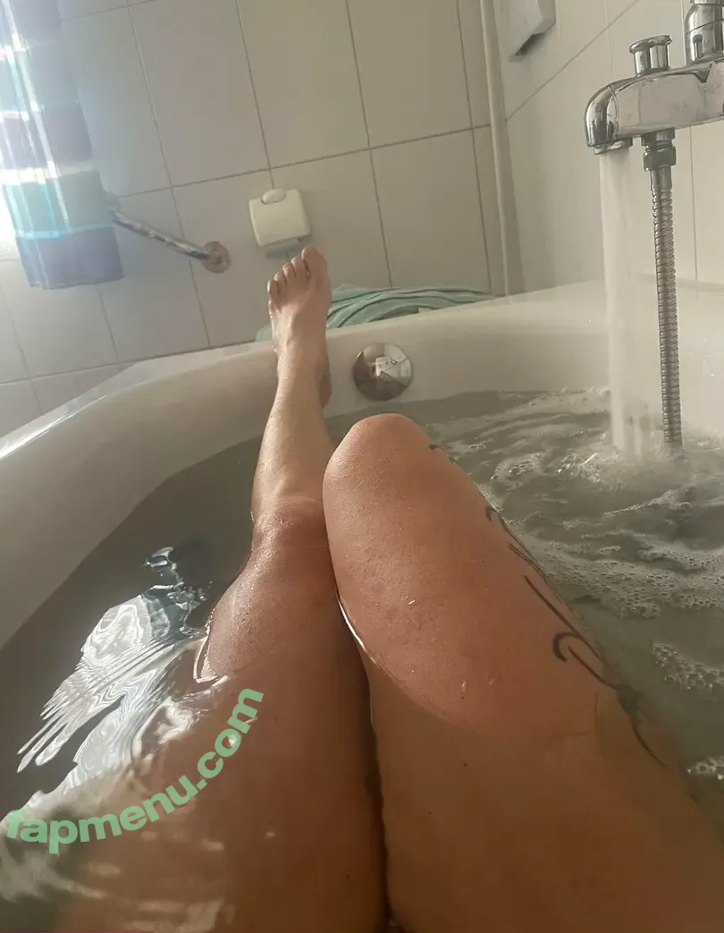 yvonneofficial nude photo #0031 (yvonneyoga.us)