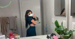 z0tayl0r / zoetayl0r nude photo #0004