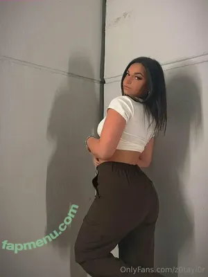 z0tayl0r / zoetayl0r nude photo #0027