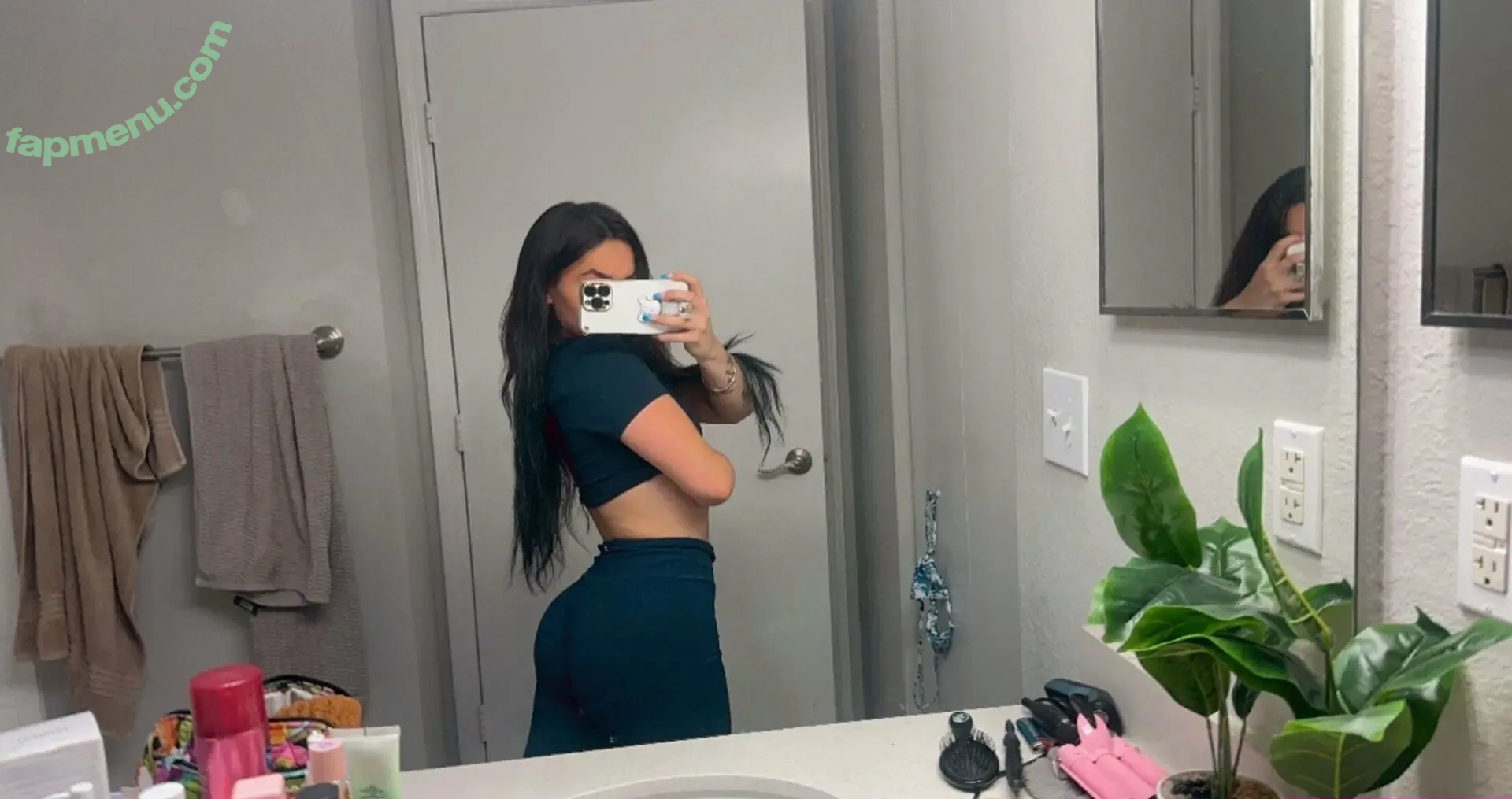 z0tayl0r nude photo #0004 (zoetayl0r)