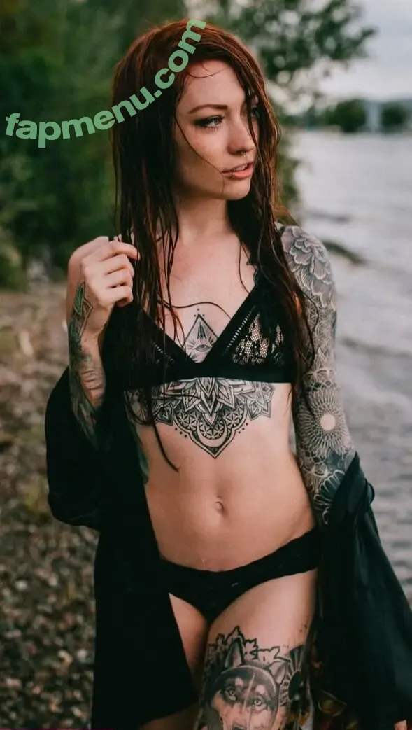 Zara Wolf nude photo #0004 (onlyzarawolf / zarawolf)