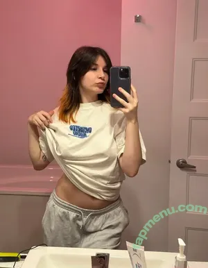 Zastela / zastelatv nude photo #0011