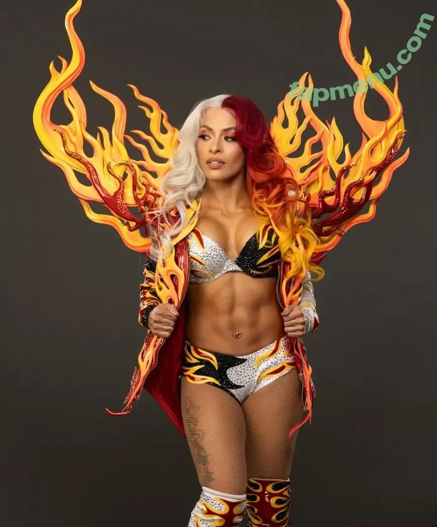 Zelina Vega nude photo #1543 ( / Thea Trinidad / zelinavegawwe)