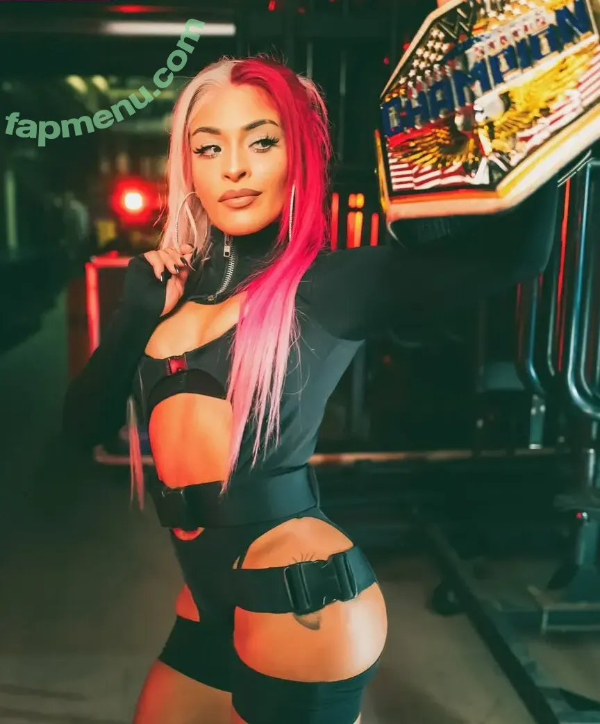 Zelina Vega nude photo #1599 ( / Thea Trinidad / zelinavegawwe)