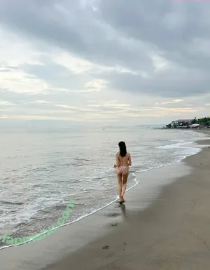 Zen Mendoza / zen.cm nude photo #0007