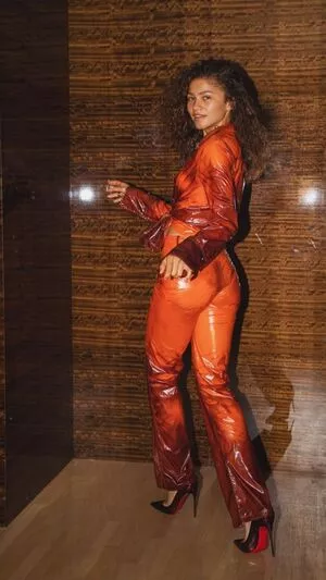 Zendaya / linda.voilet nude photo #2980