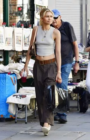 Zendaya / linda.voilet nude photo #3023