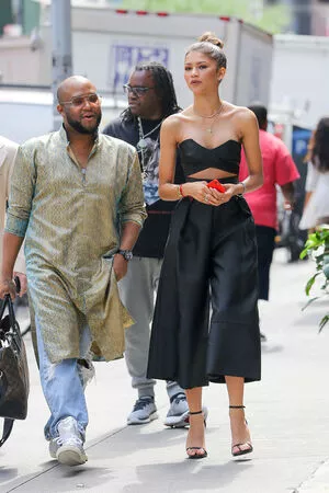 Zendaya / linda.voilet nude photo #3032