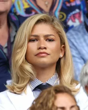 Zendaya / linda.voilet nude photo #3054
