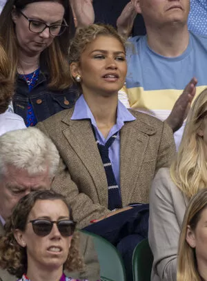 Zendaya / linda.voilet nude photo #3087