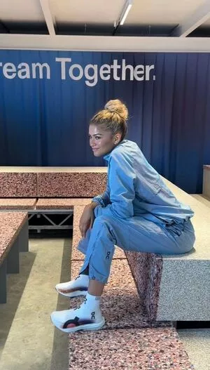 Zendaya / linda.voilet nude photo #3100