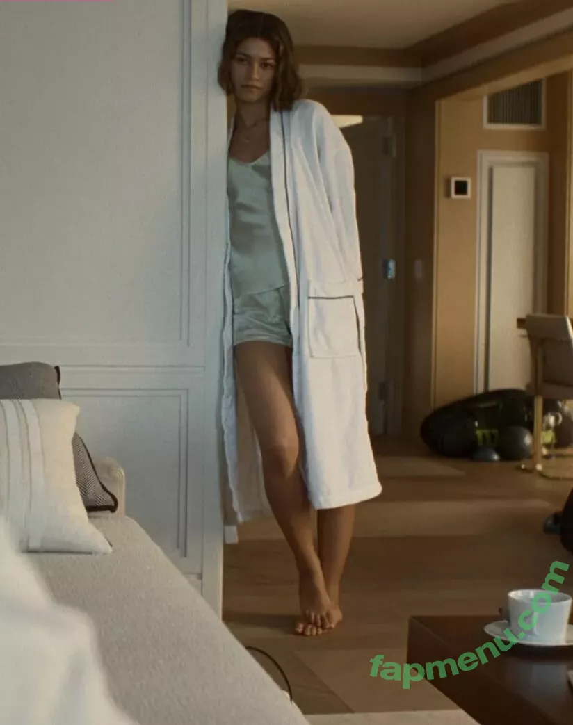 Zendaya nude photo #3010 (linda.voilet)
