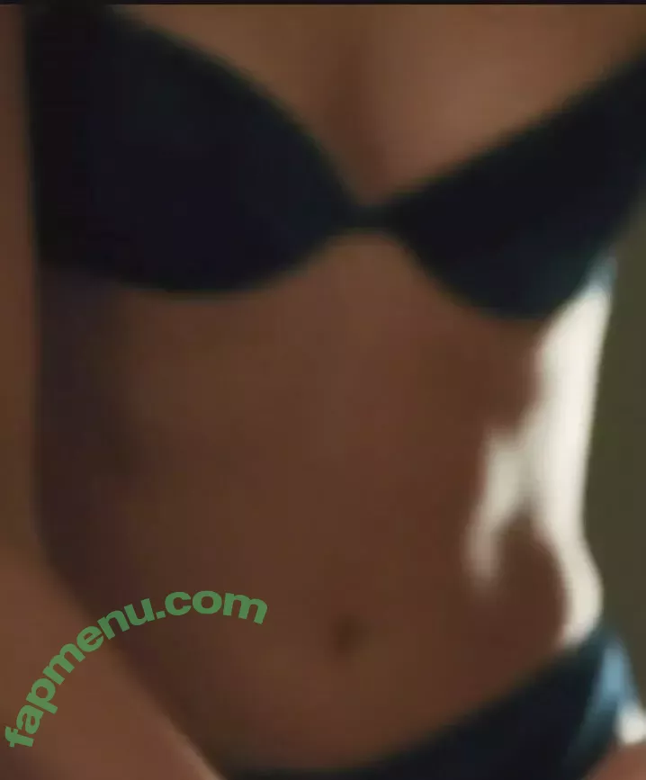 Zendaya nude photo #3016 (linda.voilet)