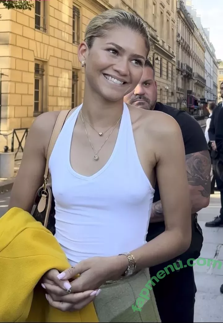 Zendaya nude photo #3105 (linda.voilet)