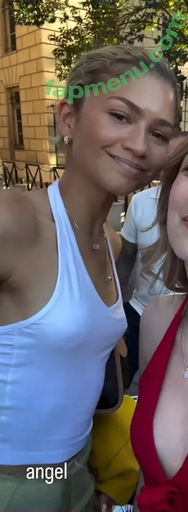 Zendaya nude photo #3129 (linda.voilet)