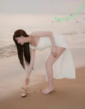 zhouyanxi / poppy.bara nude photo #0005