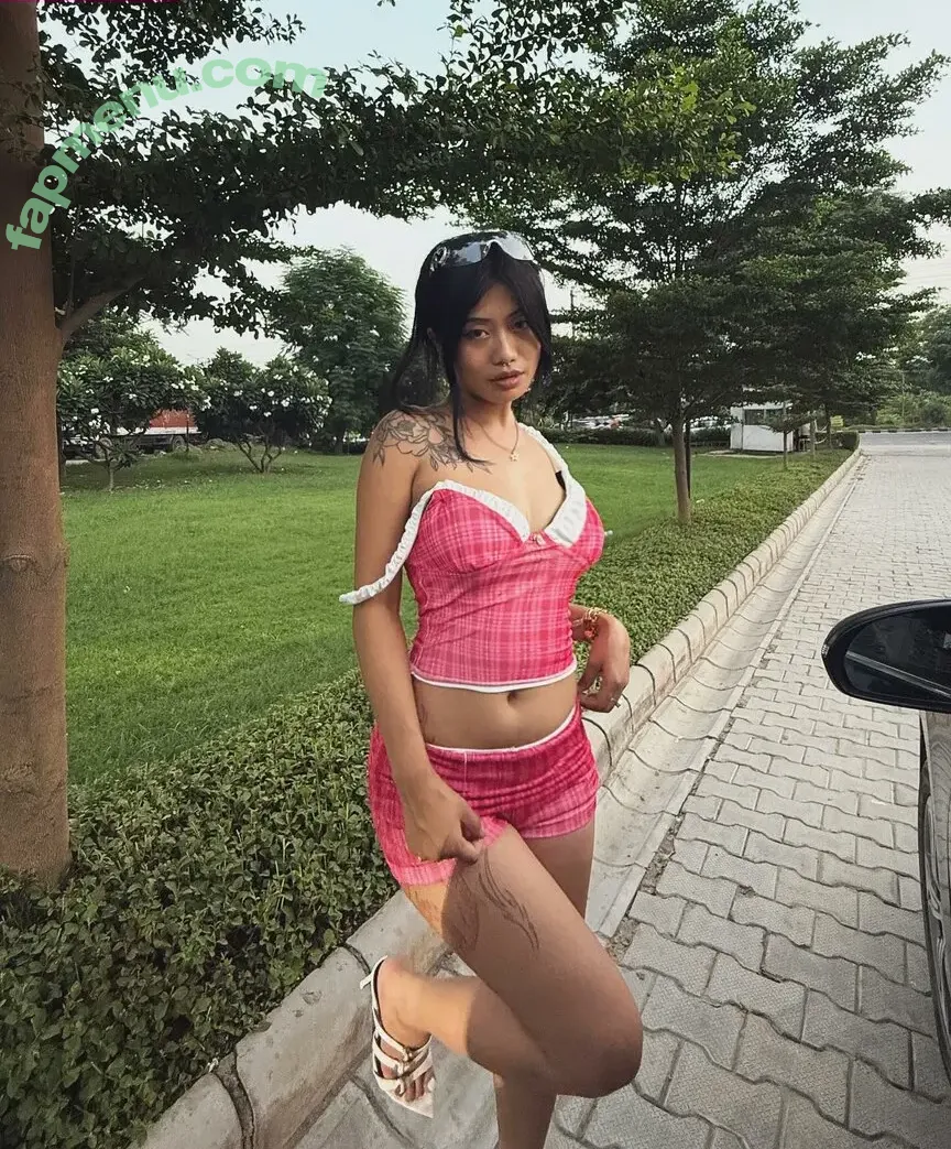 Ziean0 nude photo #0058 (Ziean0)