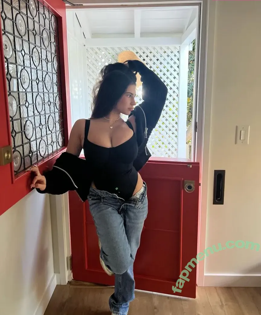 Zoe Ducorsky nude photo #0031 (Badb1tchzozo / zoeeducorsky)