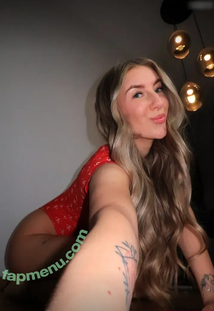 Zoe.kln nude photo #0016 (Zoe.kln)