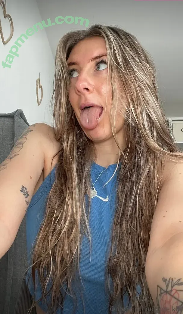 Zoe.kln nude photo #0070 (Zoe.kln)