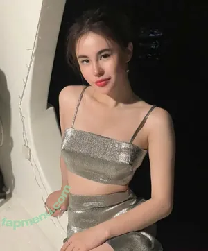  nude photo #0002