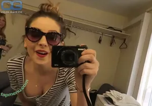 Zoë Sugg / Zoe Sugg / zoesugg nude photo #0080