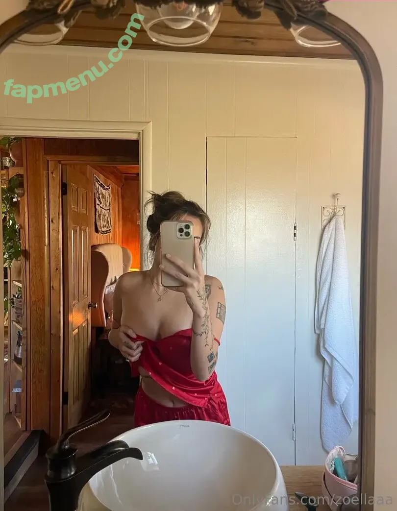zoellaaa nude photo #0014 (zoellaaa)