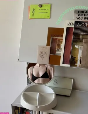  nude photo #0005