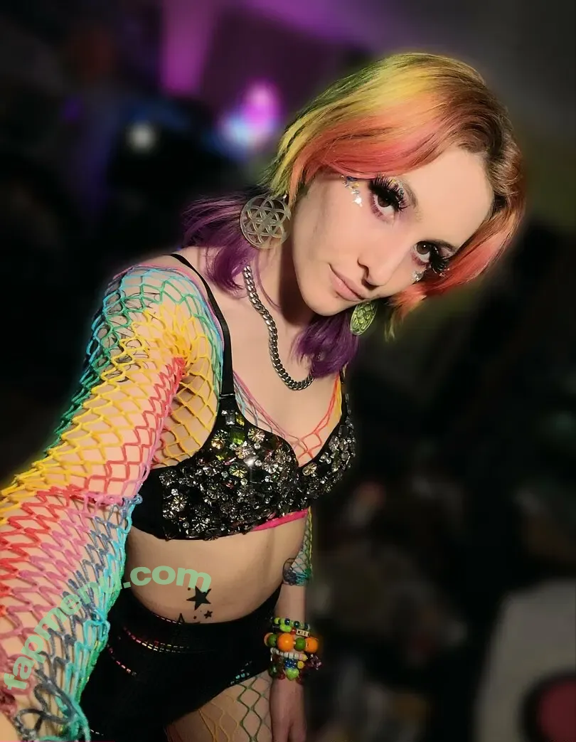 zoeplur nude photo #0040 (zoeplur)