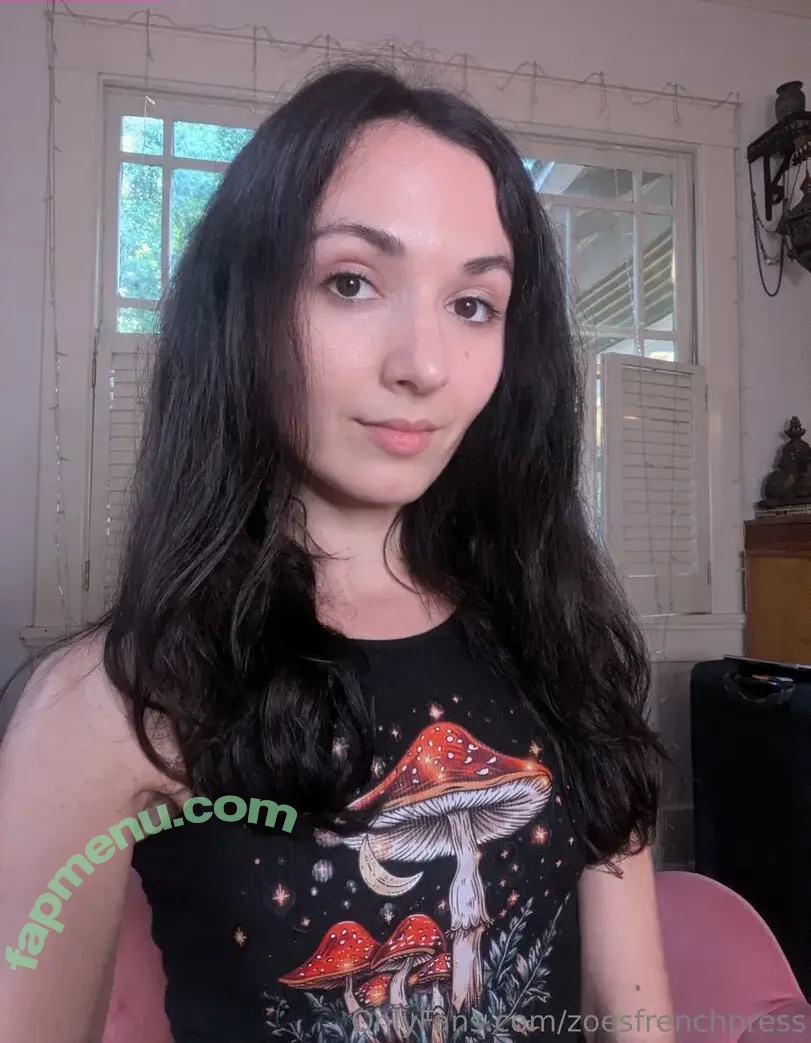 zoesfrenchpress nude photo #0220 (__ffrenchfries__)