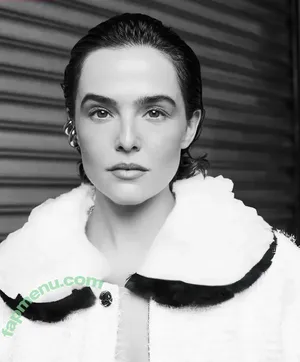 Zoey Deutch / zoeydeutch nude photo #0141