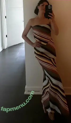 Zoey Deutch / zoeydeutch nude photo #0269