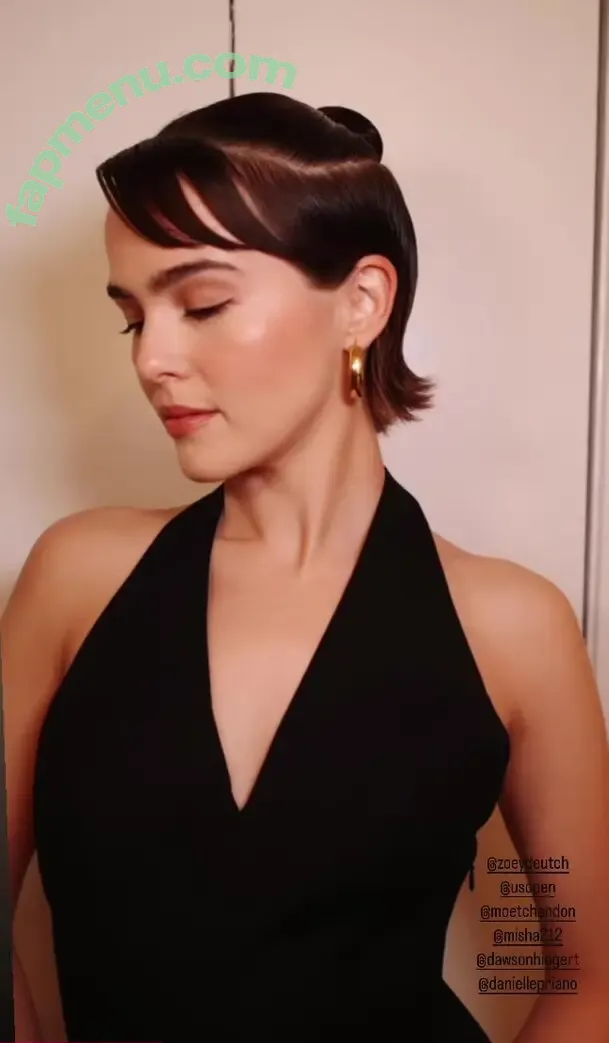 Zoey Deutch nude photo #0023 (zoeydeutch)