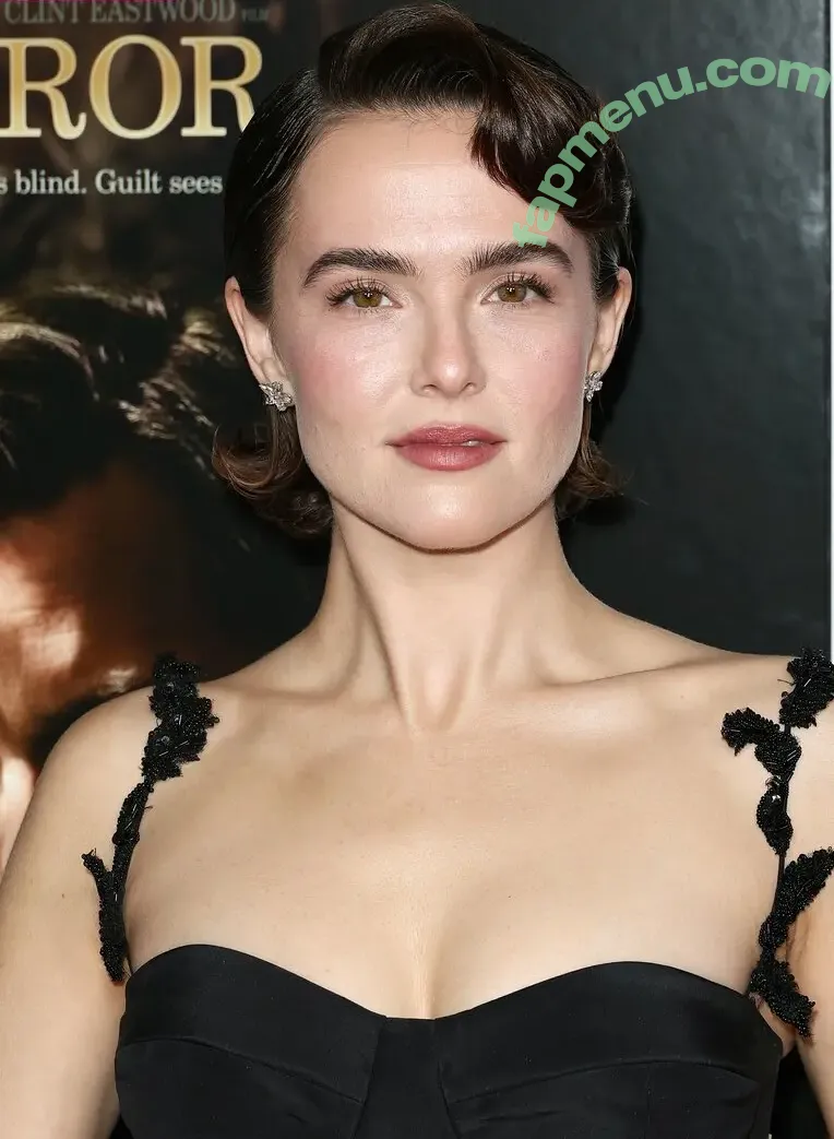 Zoey Deutch nude photo #0062 (zoeydeutch)