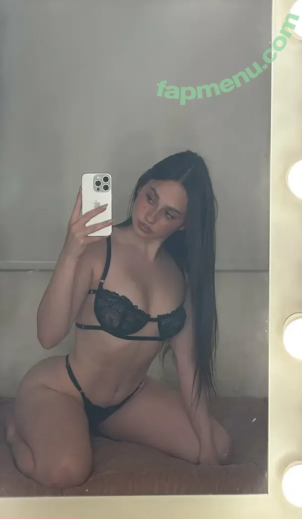 zoey.shmoey nude photo #0003 (zoeyshmays2030)