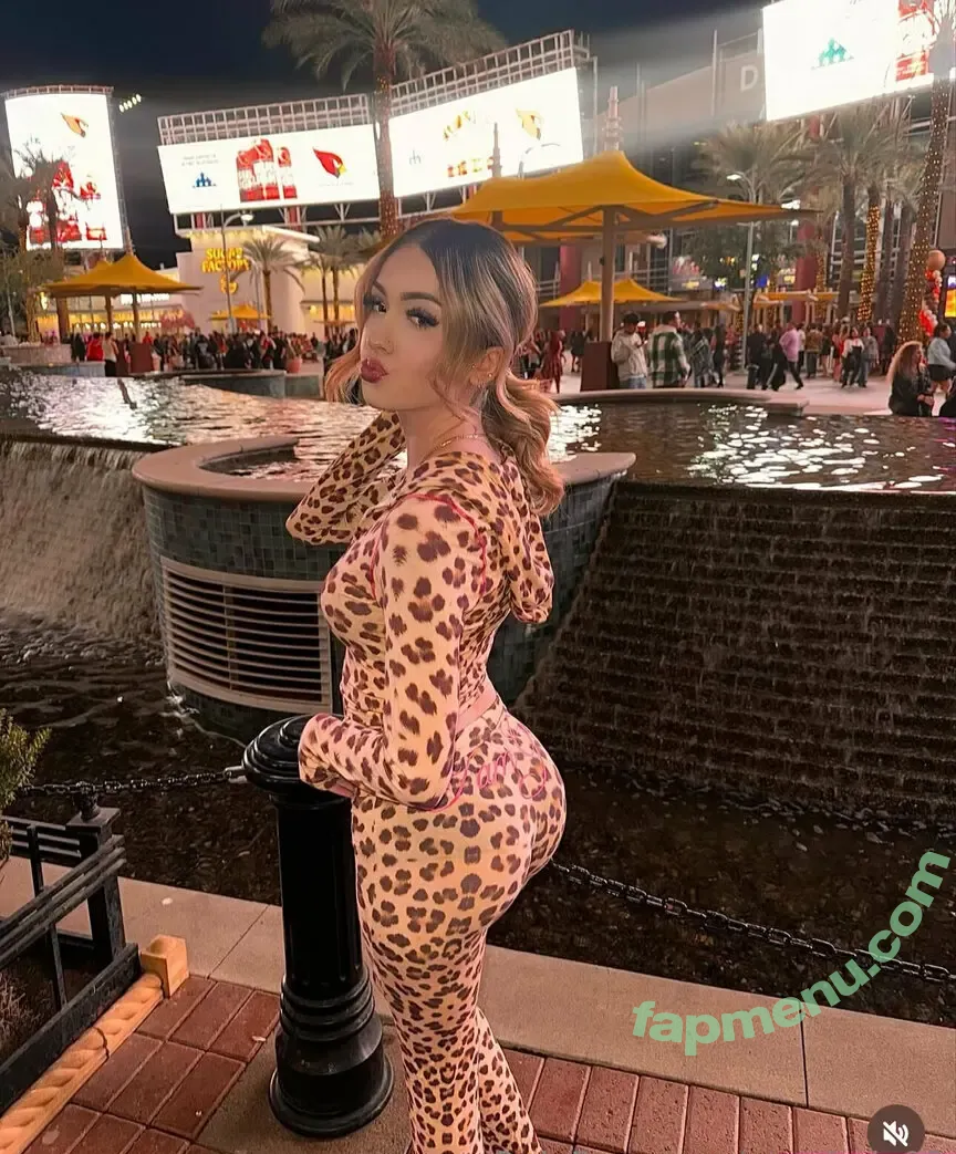 zoeyjade98 nude photo #0099 (zoeyjade98)