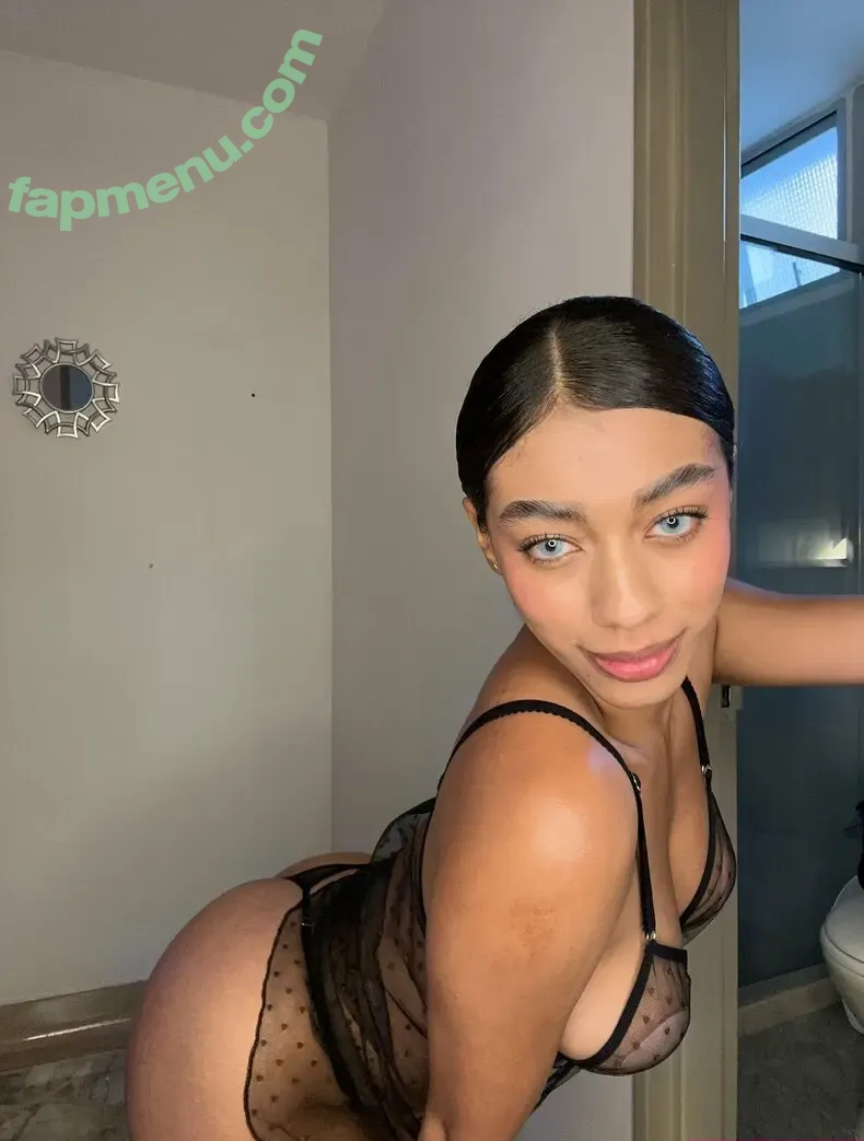 zoeyriveras nude photo #0054 (zoeyriveras_)